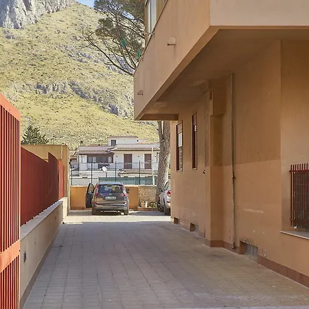 Girasole Apartment *